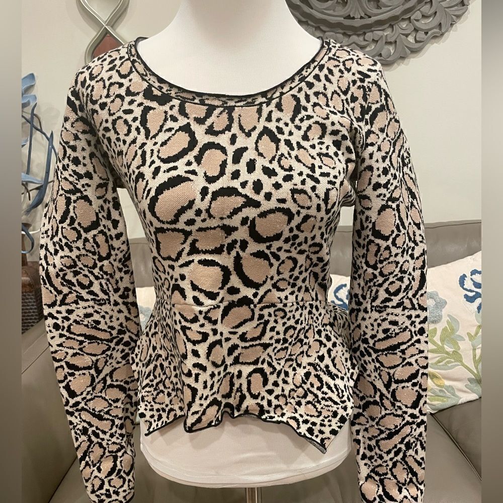 BCBGMAXAZRIA Animal Print Top 